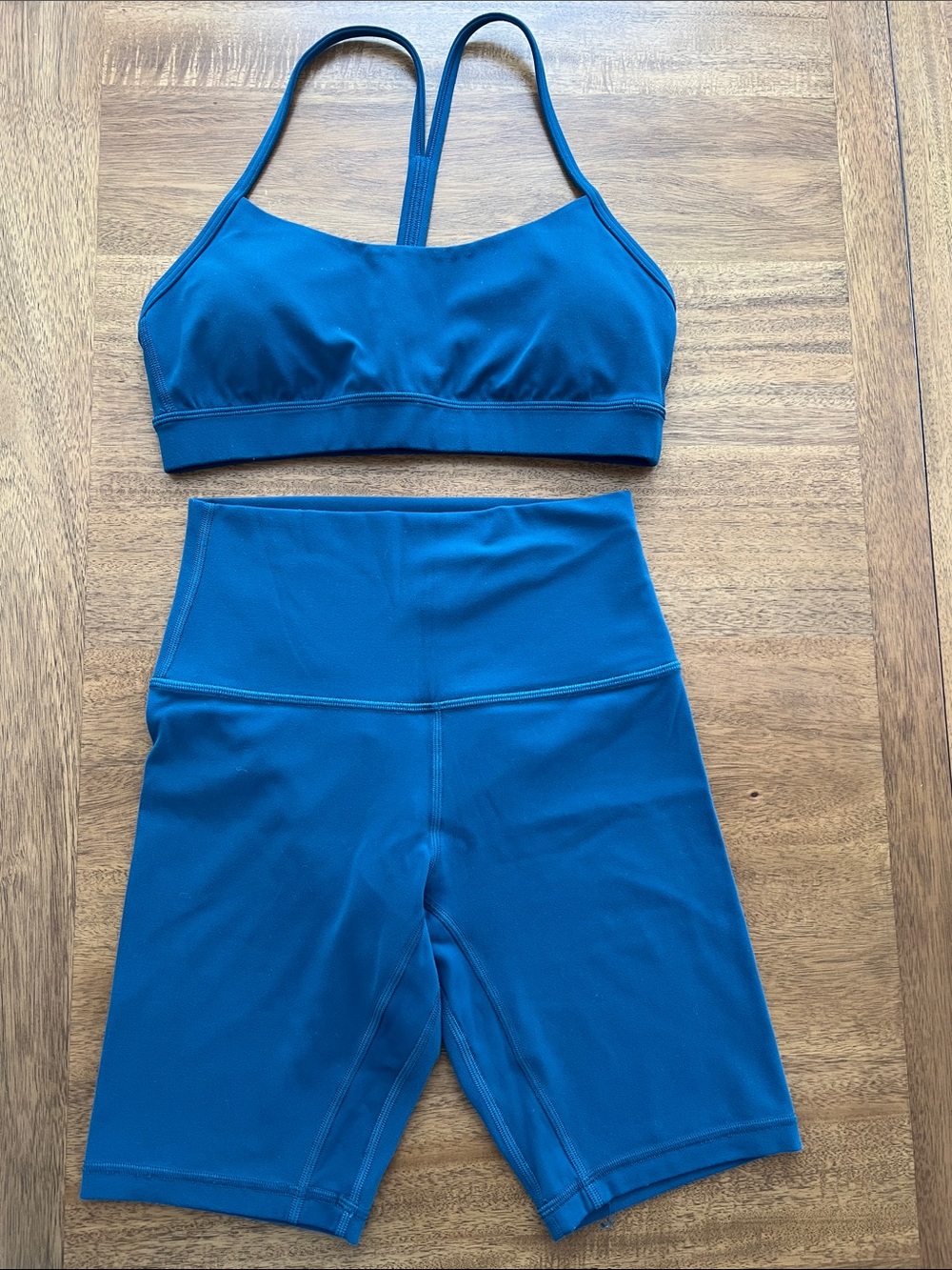 Lululemon Blue Borealis Set